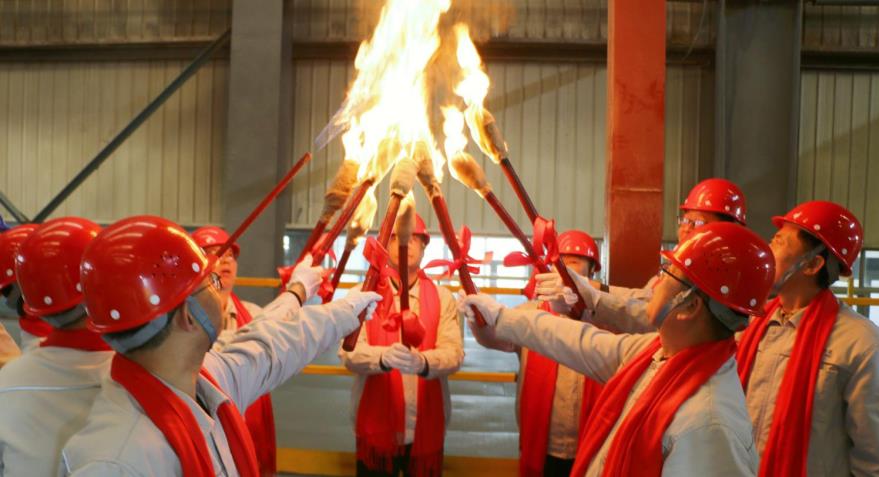The ignition ceremony of the first kiln with high borosilicate glass block for LINUO Technical glass LED lens was held